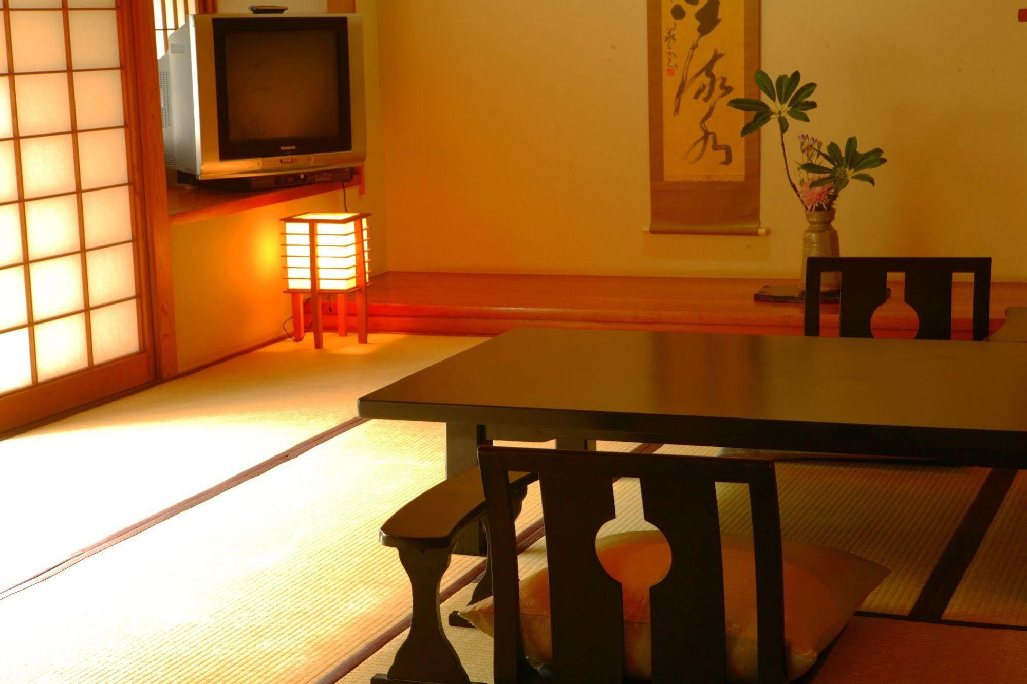 Yamanakaonsen Ohanami Kyubei Kaga  Exterior foto